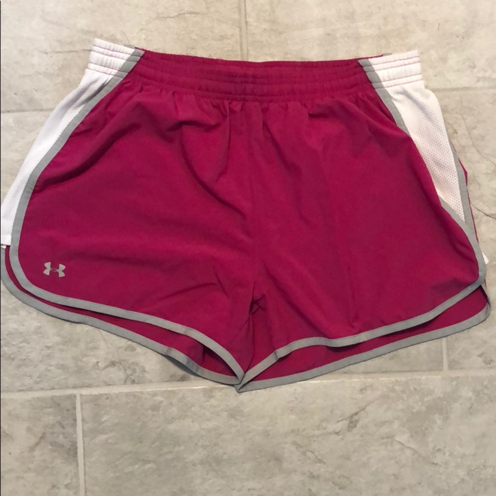 Under Armour Athletic Shorts in Fuscia